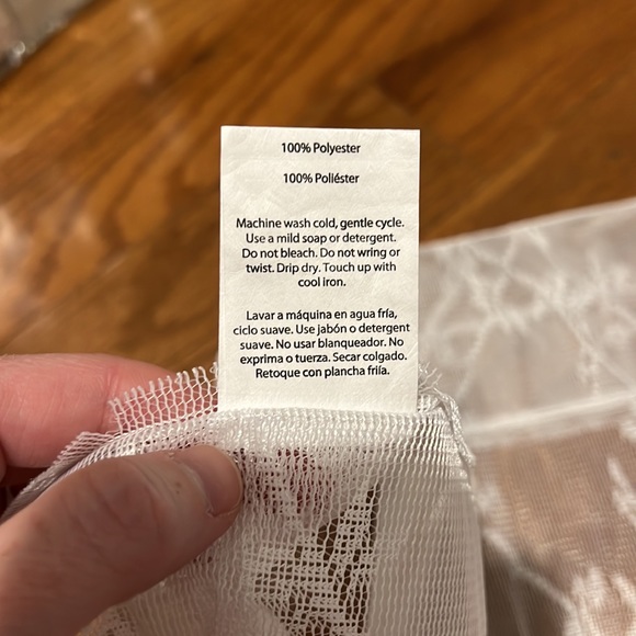 Diamond Point Lace Valence 💎NWT💎 - Picture 5 of 6